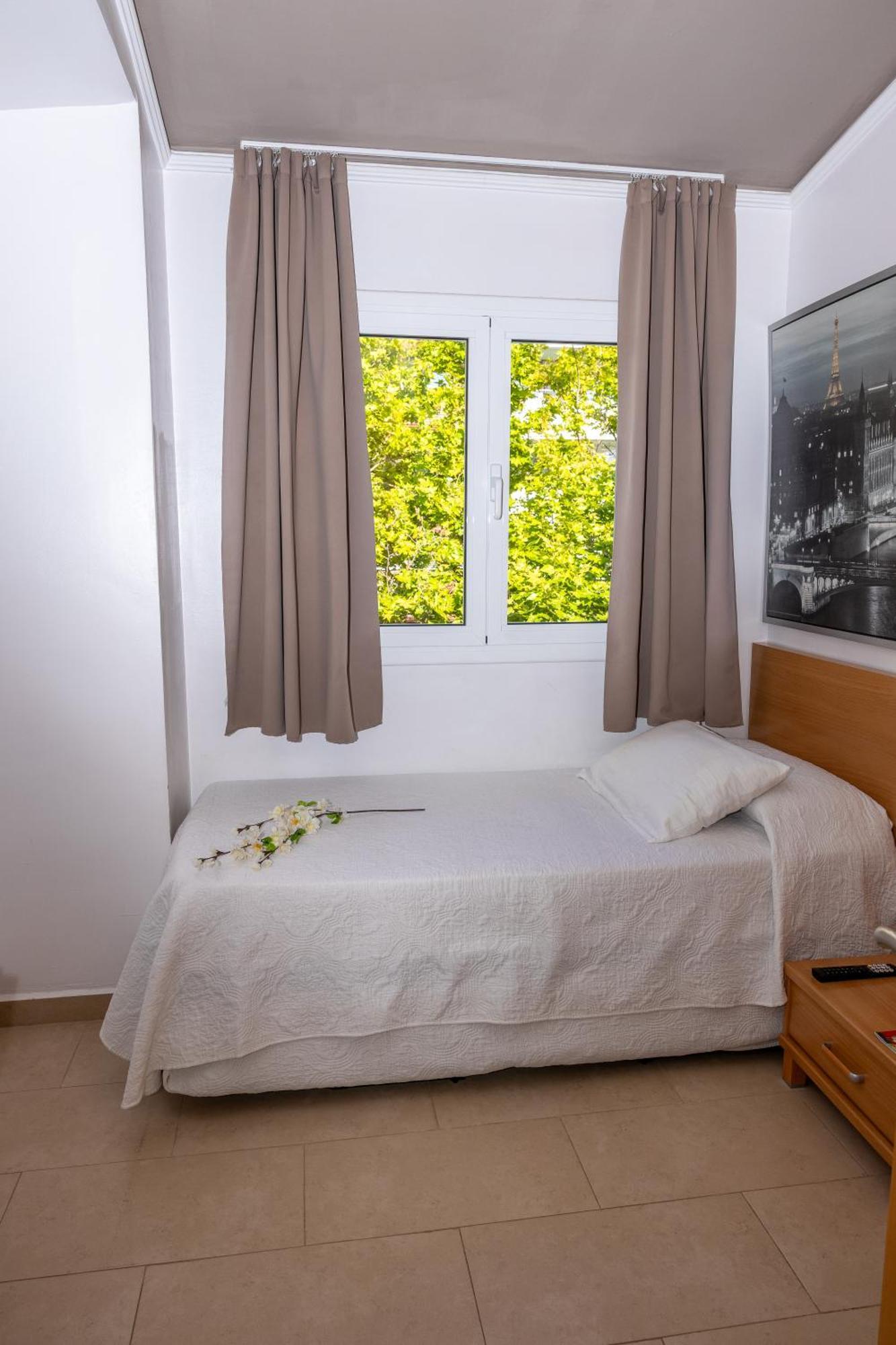 Dalt Vila Salou Bagian luar foto
